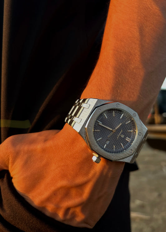 The Royal-41 mm